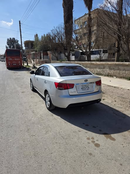 كيا فورتي 2012 - صورة 4