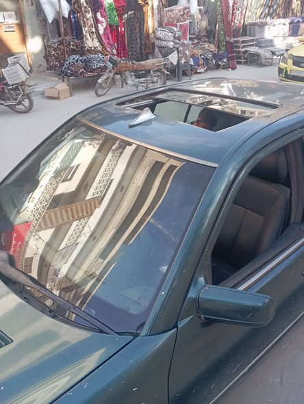 مرسيدس 220 2001 - صورة 2