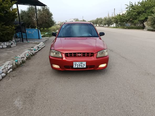 هيونداي اكسنت 2001 - صورة 1