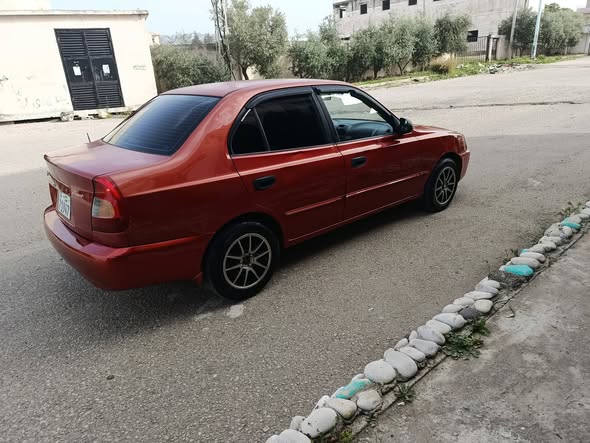 هيونداي اكسنت 2001 - صورة 4