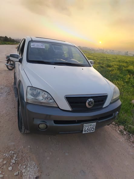 كيا سورنتو 2004 - صورة 2