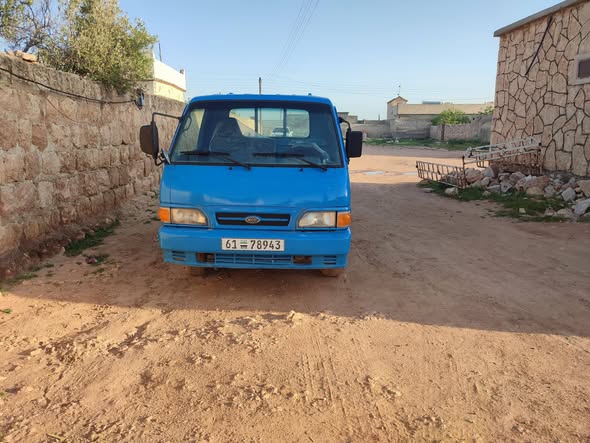 كيا 2700 1996 - صورة 1