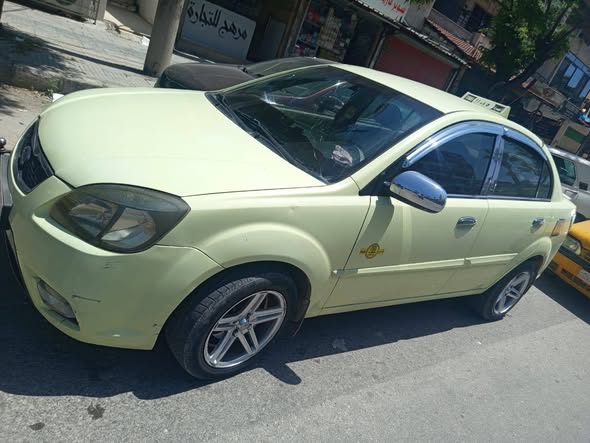 كيا ريو 2010 - صورة 2