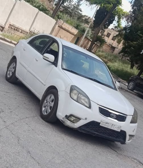 كيا ريو 2011 - صورة 1