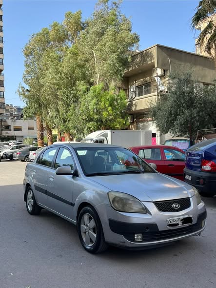 كيا ريو 2008 - صورة 1