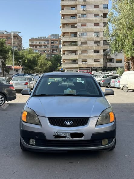 كيا ريو 2008 - صورة 2