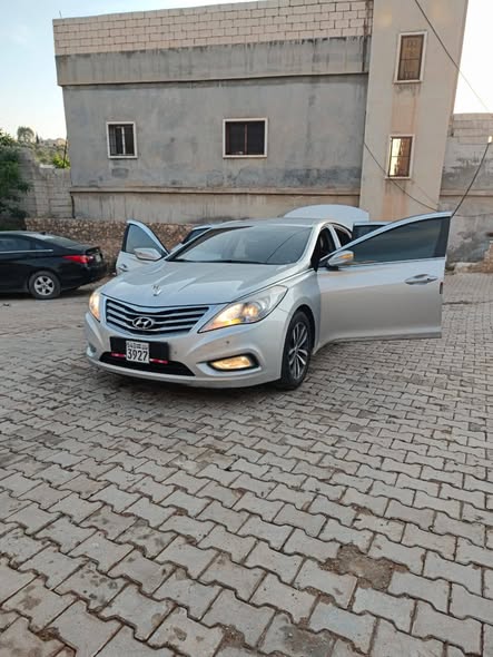 هيونداي أزيرا 2012 - صورة 3