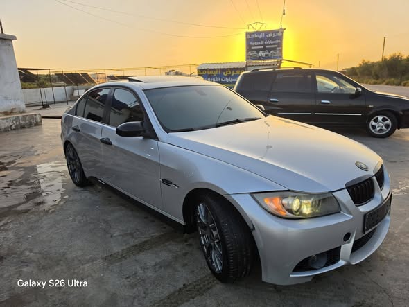 بي إم دبليو 320i 2007 - صورة 5