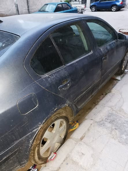 سكودا اوكتافيا 2007 - صورة 2