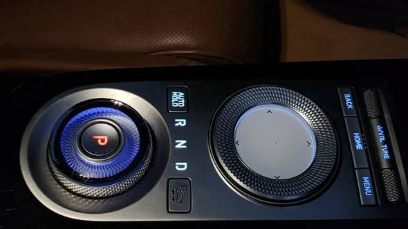 جنسيس G80 2021 - صورة 3