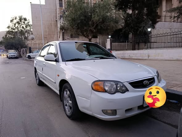 كيا شوما 2003 - صورة 3