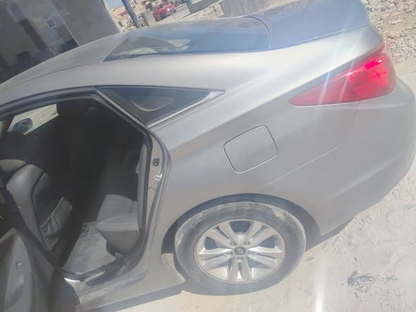 هونداي سوناتا 2011 - صورة 3
