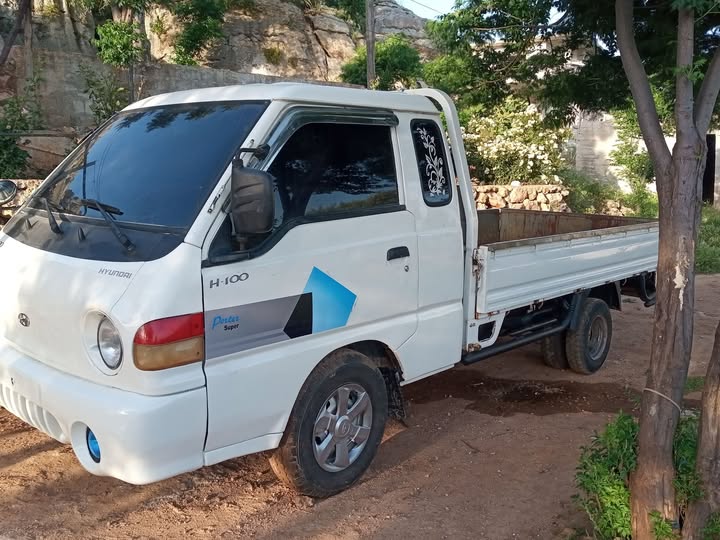 هيونداي H-100 1998