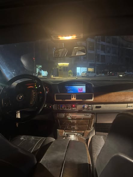 بي إم دبليو 730Li 2004 - صورة 2