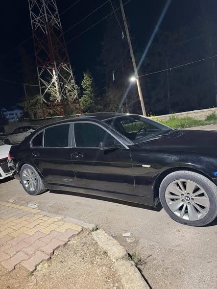 بي إم دبليو 730Li 2004 - صورة 3