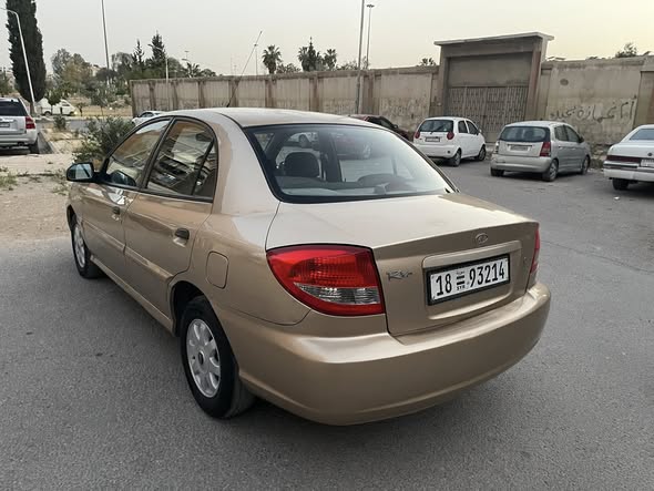 كيا ريو 2003 - صورة 4