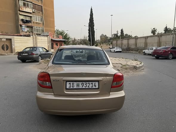 كيا ريو 2003 - صورة 5