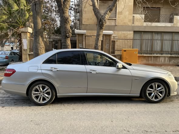 مرسيدس E220 2011 - صورة 3
