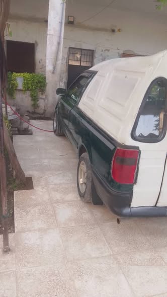 سكودا بيك أب 2000 - صورة 2