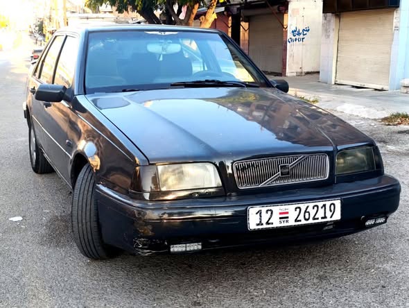فولفو 460 1993 - صورة 2