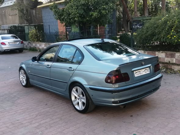 بي ام دبليو 320 2002 - صورة 3