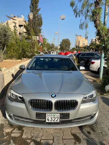 بي إم دبليو 528i 2013 - صورة 1