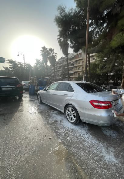 مرسيدس E220 2011 - صورة 4