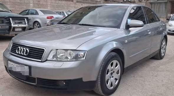 اودي A4 2002 - صورة 2