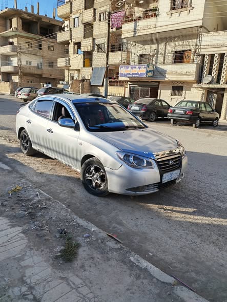 هيونداي افانتي 2009 - صورة 2