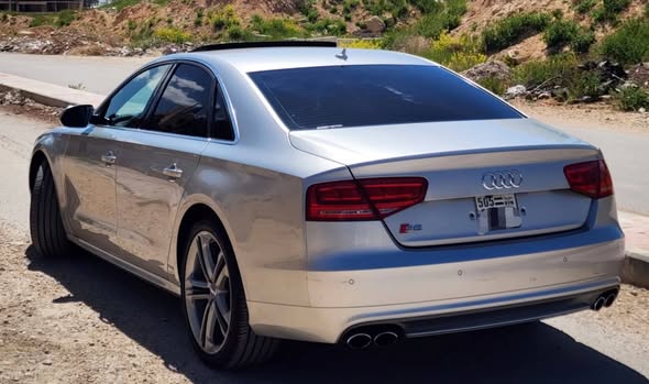 أودي S8 2014 - صورة 2