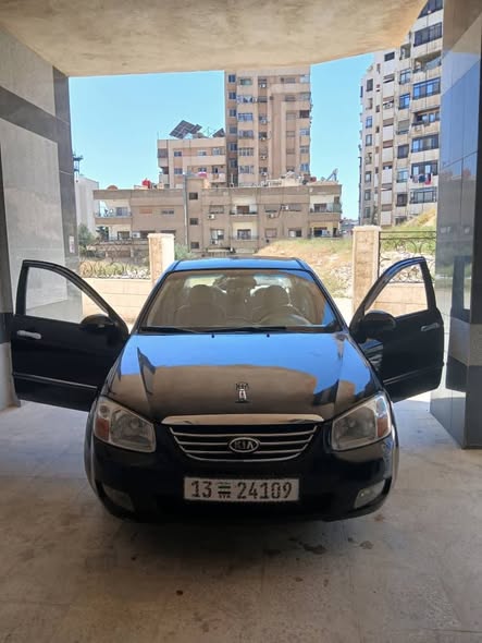 كيا سيراتو 2008 - صورة 2