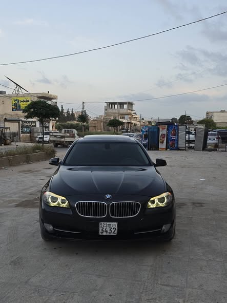 بي ام دبليو ٥٢٠ 2012 - صورة 1