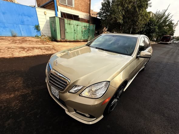 مرسيدس E350 2011 - صورة 2