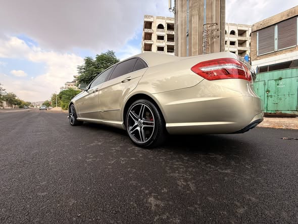 مرسيدس E350 2011 - صورة 3
