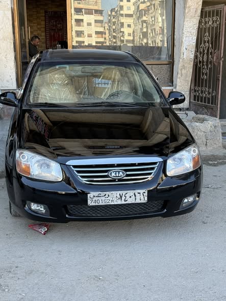 كيا سيراتو 2008 - صورة 1
