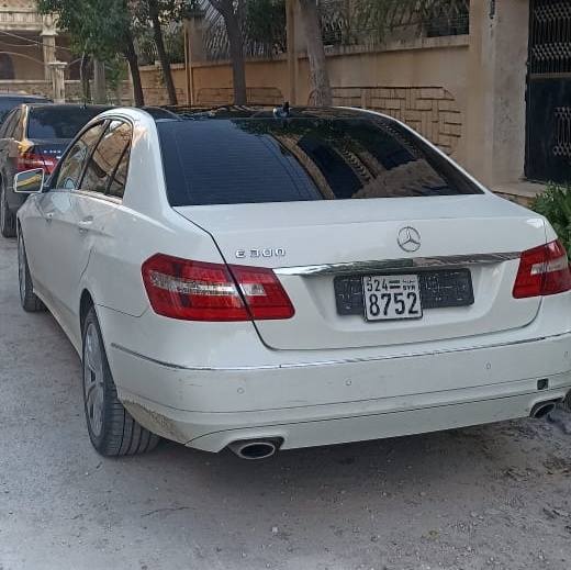 مرسيدس E300 2011 - صورة 3