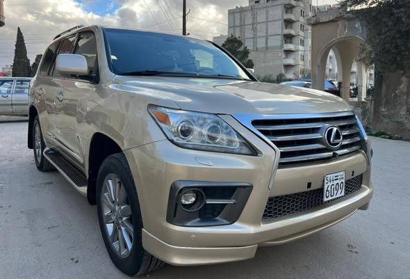 لكزس LX 570 2011 - صورة 1