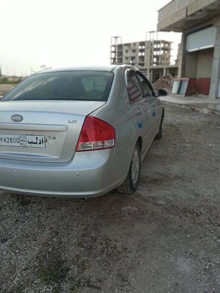 كيا سيراتو 2008 - صورة 5