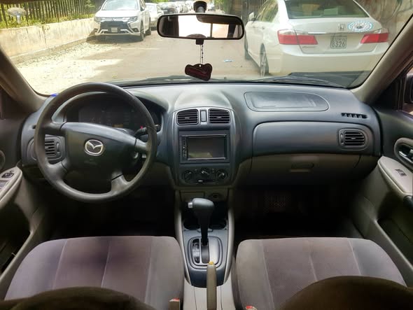 مازدا 323 2002 - صورة 4