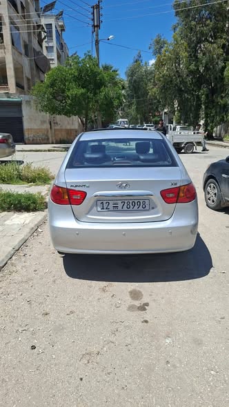 هيونداي افانتي 2009 - صورة 2
