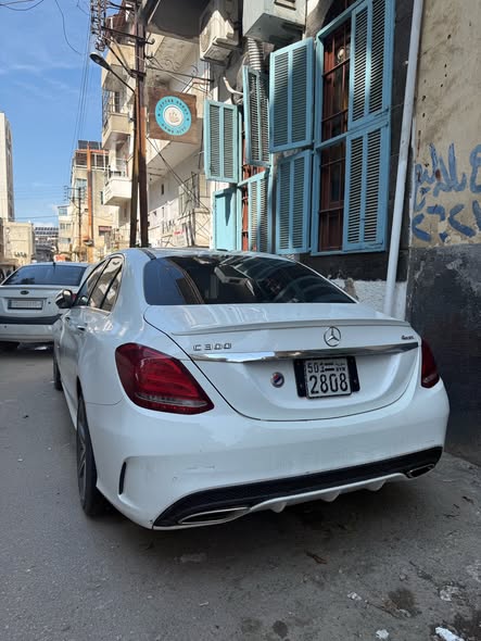 مرسيدس C300 2016 - صورة 2