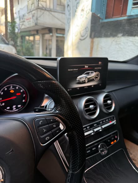 مرسيدس C300 2016 - صورة 4