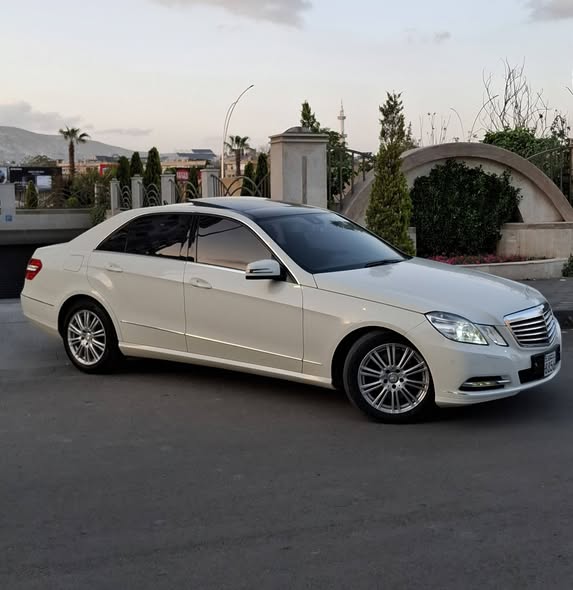 مرسيدس E350 2012 - صورة 2
