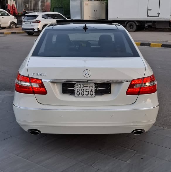 مرسيدس E350 2012 - صورة 3