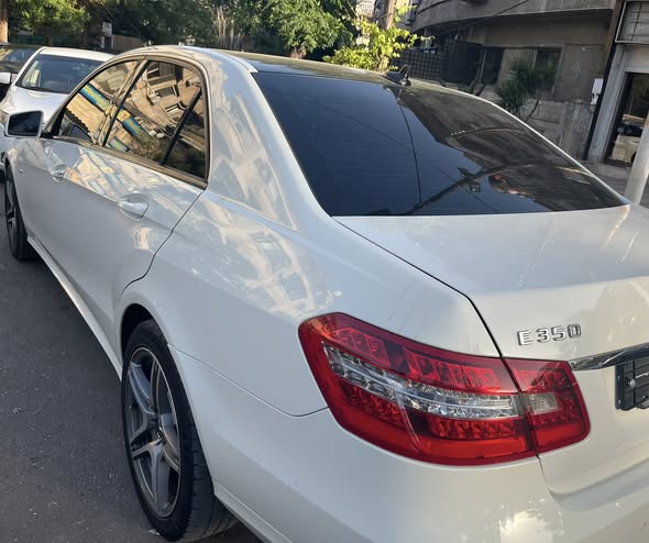 ميرسيدس E350 2012 - صورة 4