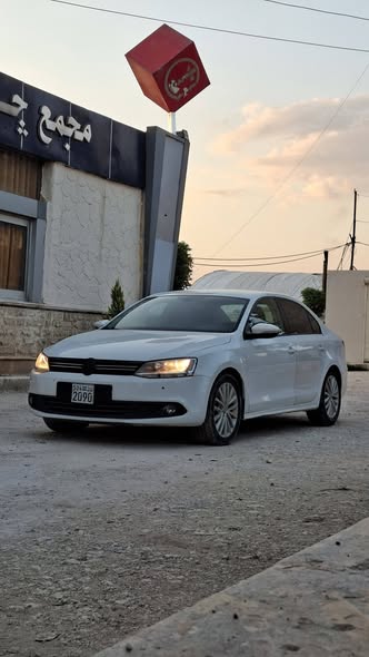 فولكس فاجن جيتا 2012 - صورة 2