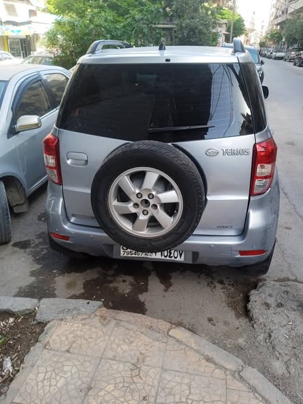 دايهاتسو تيريوس 2008 - صورة 3