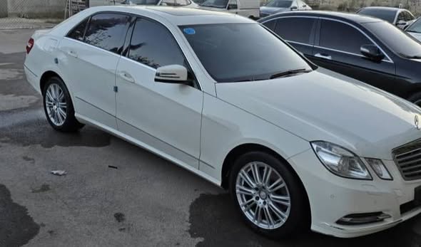مرسيدس E300 2011 - صورة 4