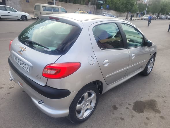 بيجو 206 2007 - صورة 2
