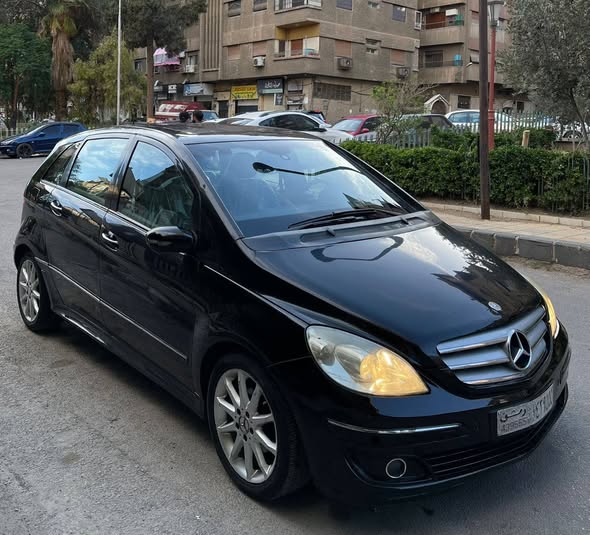 مرسيدس B150 2008 - صورة 4